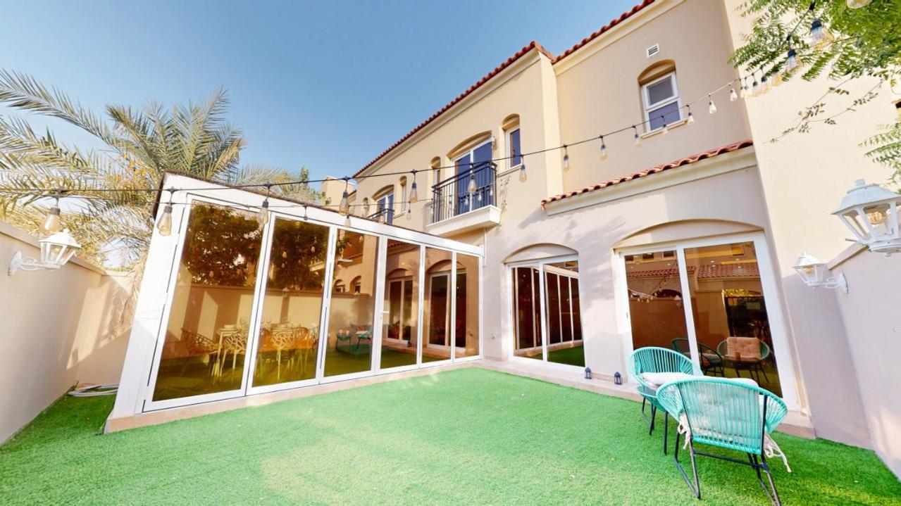 Bella Casa At Serena - Peaceful Three Bed Dubái