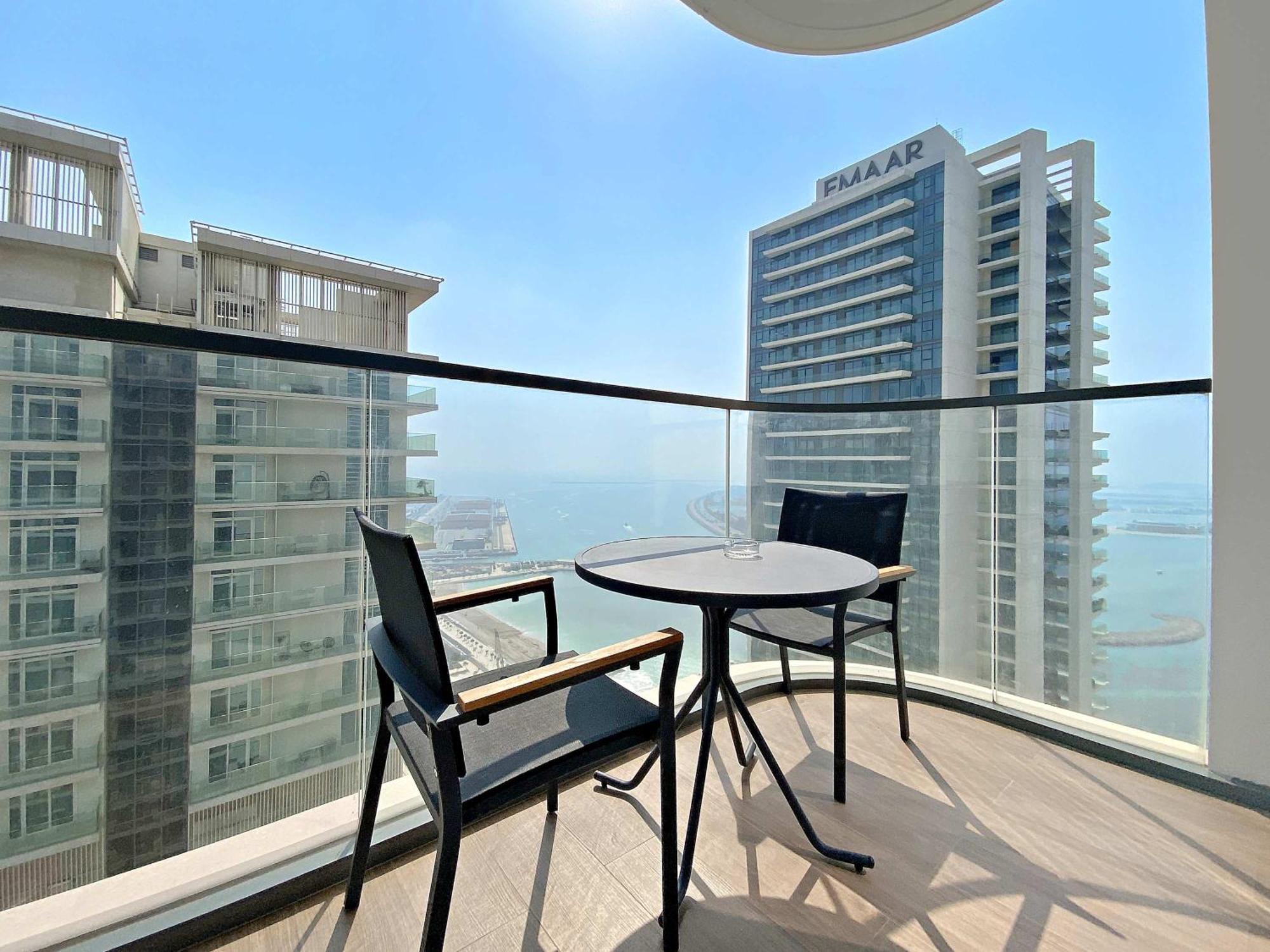 Silkhaus 1bdr Sea View Retreat With Private Apartament *