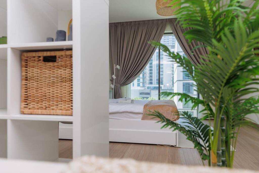 Spacious Minimalistic Appartement