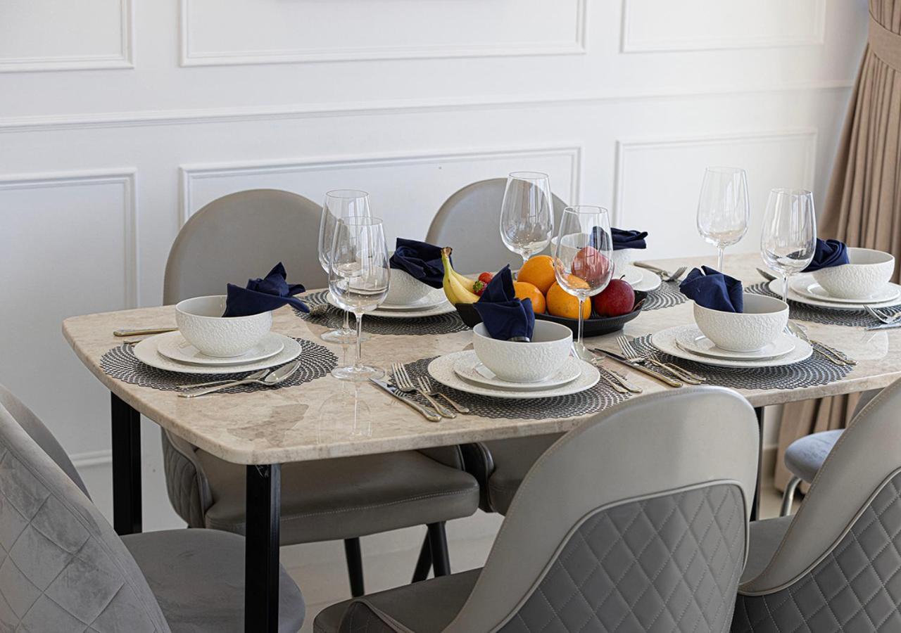 Magnificent 4 Bedroom Apartment, Bellevue Tower * Dubái