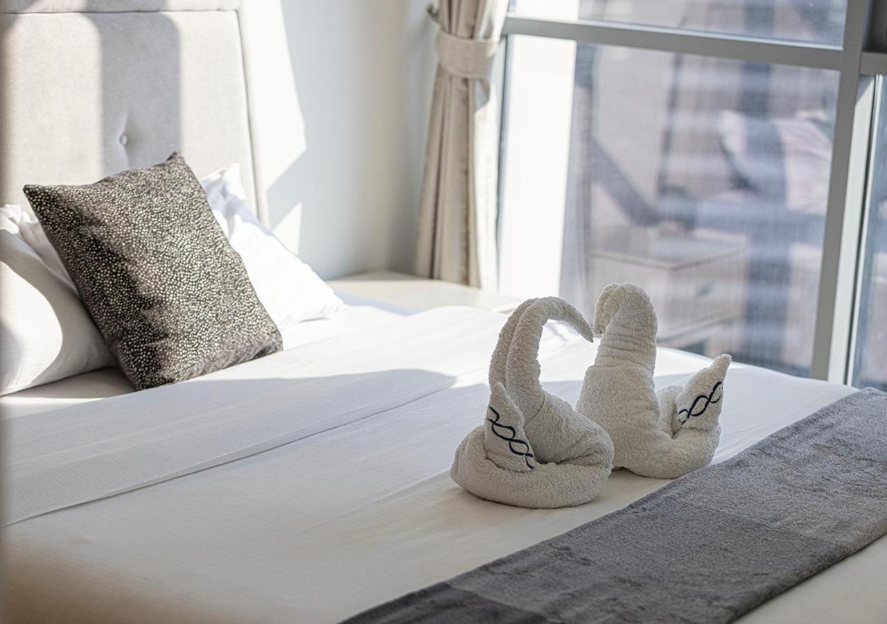 Magnificent 4 Bedroom Apartment, Bellevue Tower Dubái