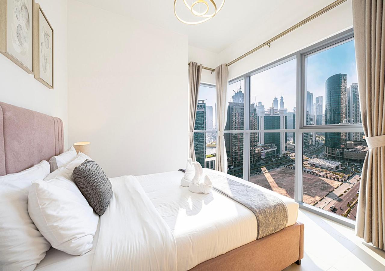Magnificent 4 Bedroom Apartment, Bellevue Tower * Dubái