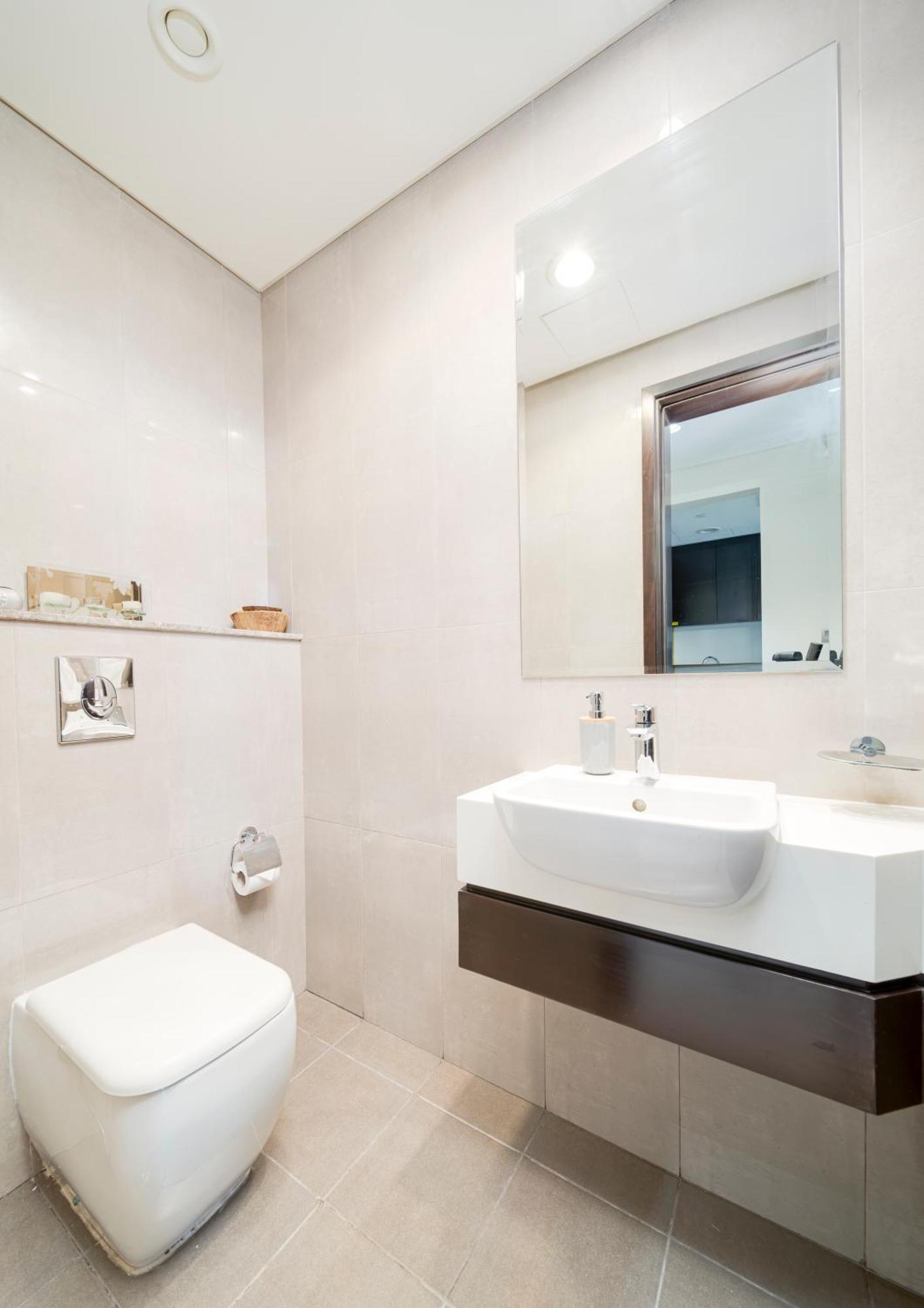 Chic 1br Getaway- 4min Walk To Business Bay Metro & 10min To Burj Khalifa Apartamento Dubái