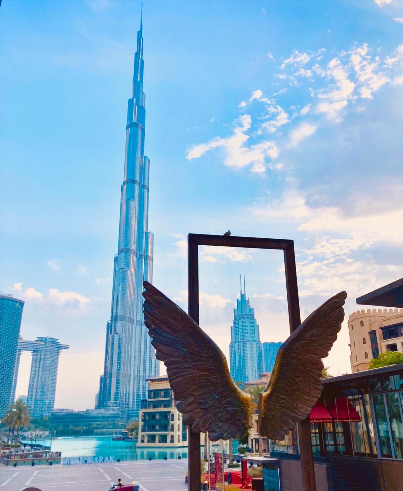 Ace Luxe, 2br, Downtown, Burj Khalifa & Fountain View, 5 Mins Walk To Mall * Dubaï