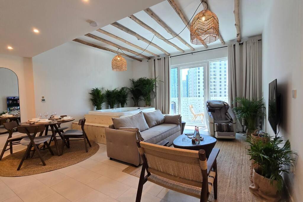 Private 1br Biophilic Retreat With Access & Infinity Pool Appartement *