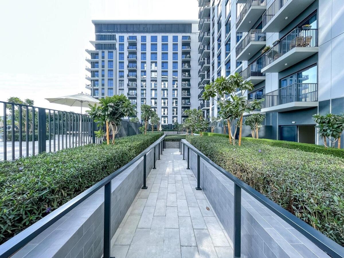 Simple Living 1bedroom In Hills * Dubaï