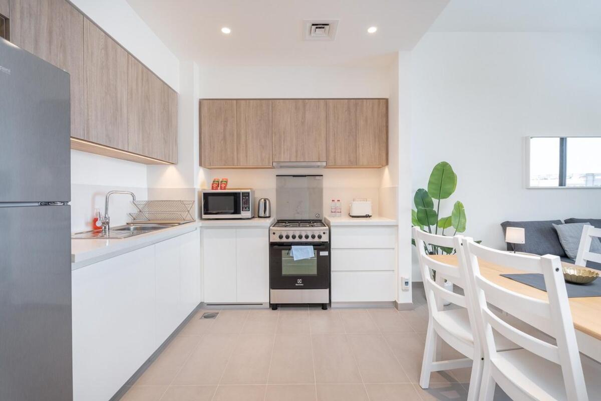 Simple Living 1bedroom In Hills *