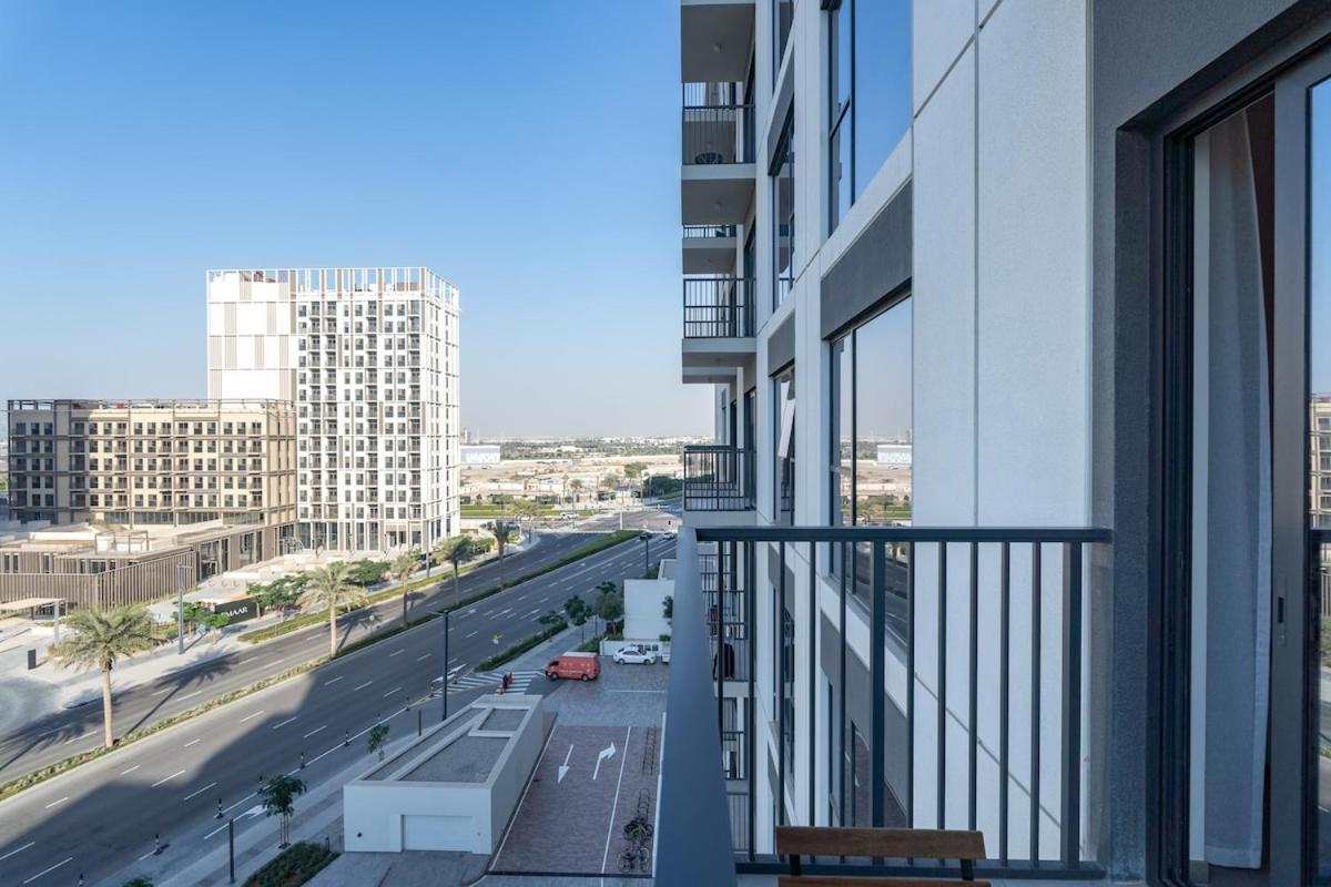 Simple Living 1bedroom In Hills * Dubaï