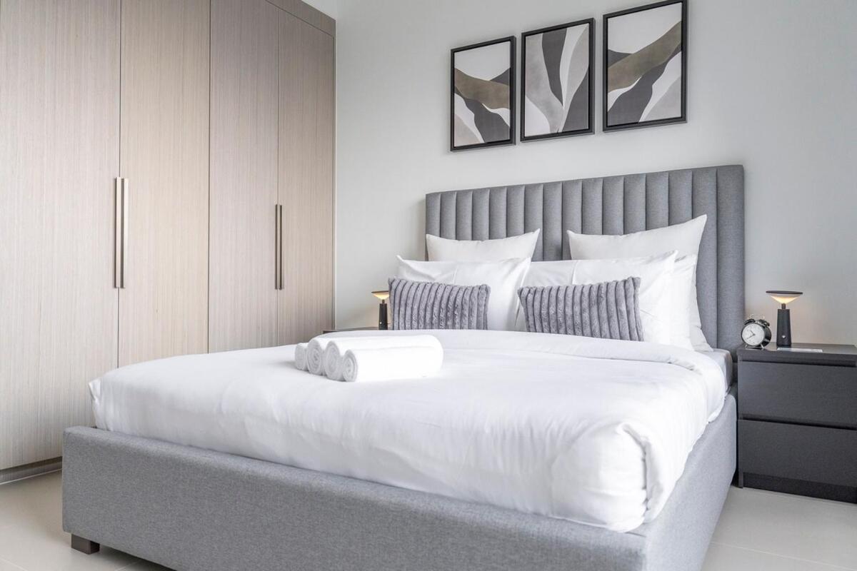 Apartamento Gorgeous 2-bedroom In Downtown Dubai, Near Burj Khalifa! Dubai