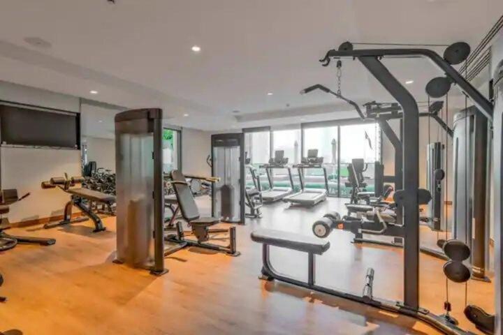 Gorgeous 2-bedroom In Downtown Dubai, Near Burj Khalifa! Dubaï