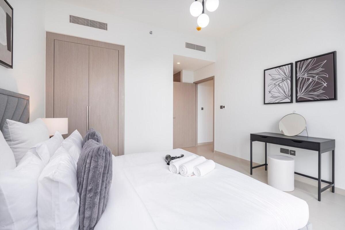 Gorgeous 2-bedroom In Downtown Dubai, Near Burj Khalifa!