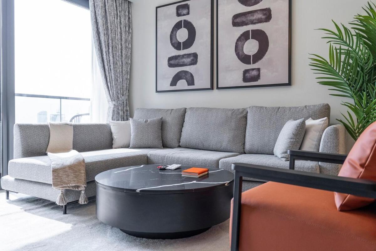 Gorgeous 2-bedroom In Downtown Dubai, Near Burj Khalifa! Apartamento