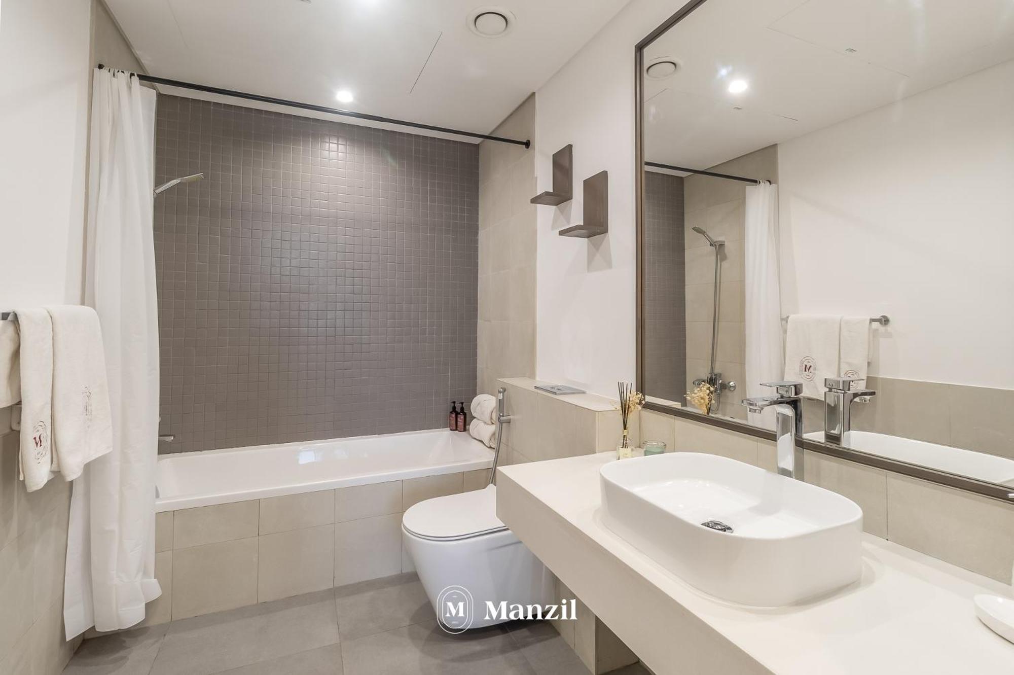 1br With Frame View, Next To World Trade Center