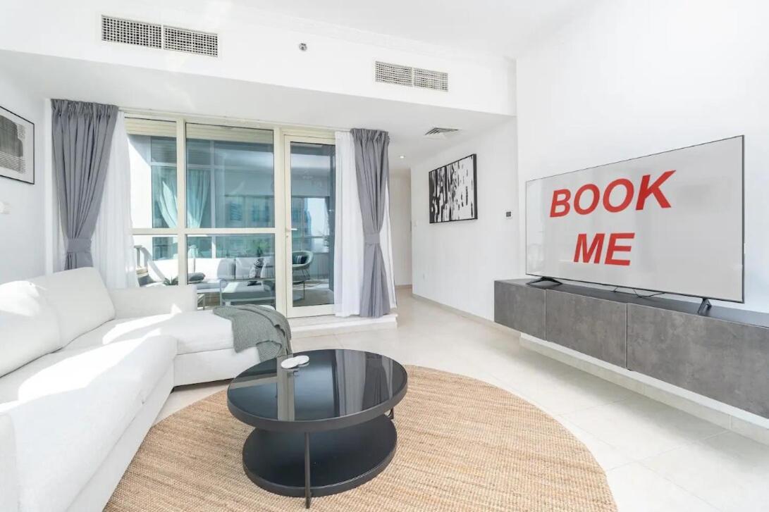 Mesmerizing 2br In Marina - Sleeps 6 Apartment
