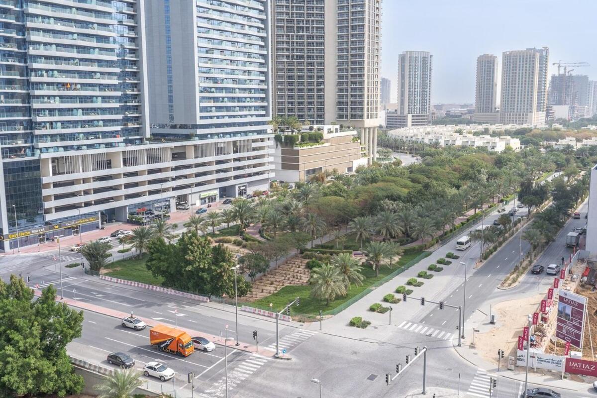 Awesome At Park View Tower In Jvc With Skyline Views Dubaï
