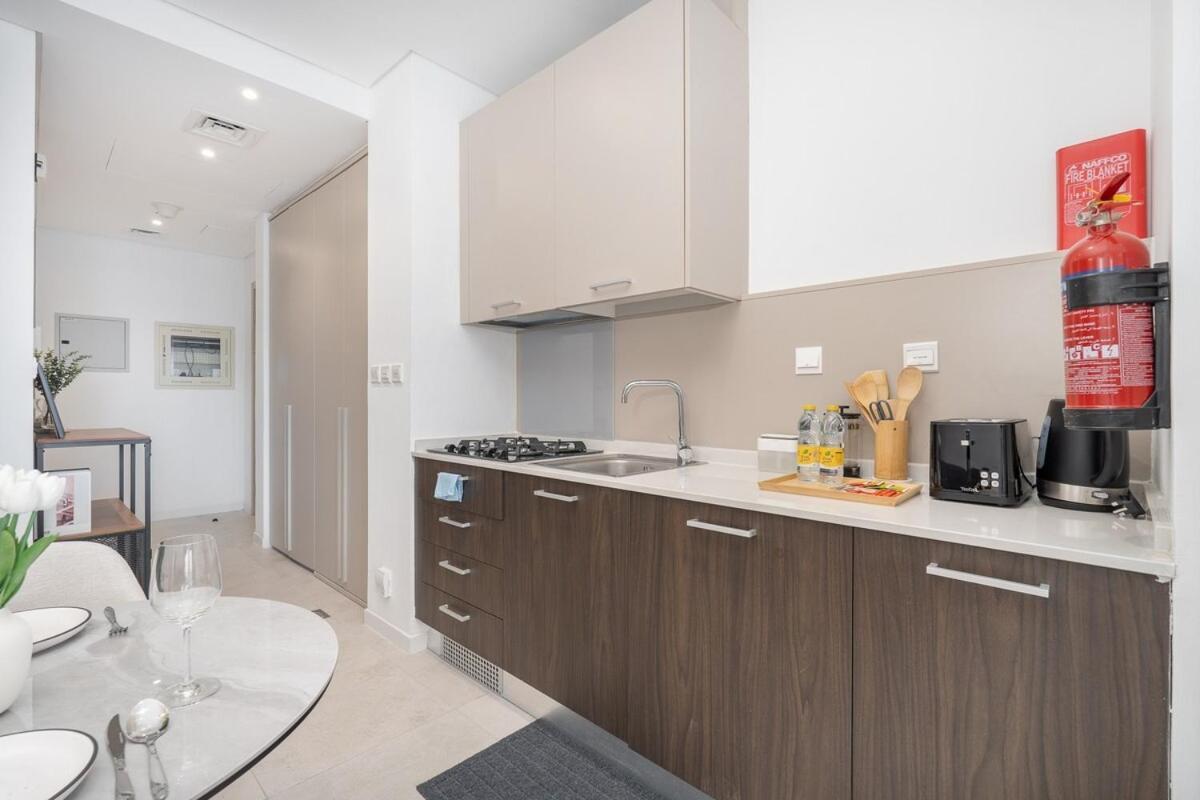 Appartement Awesome At Park View Tower In Jvc With Skyline Views Dubaï