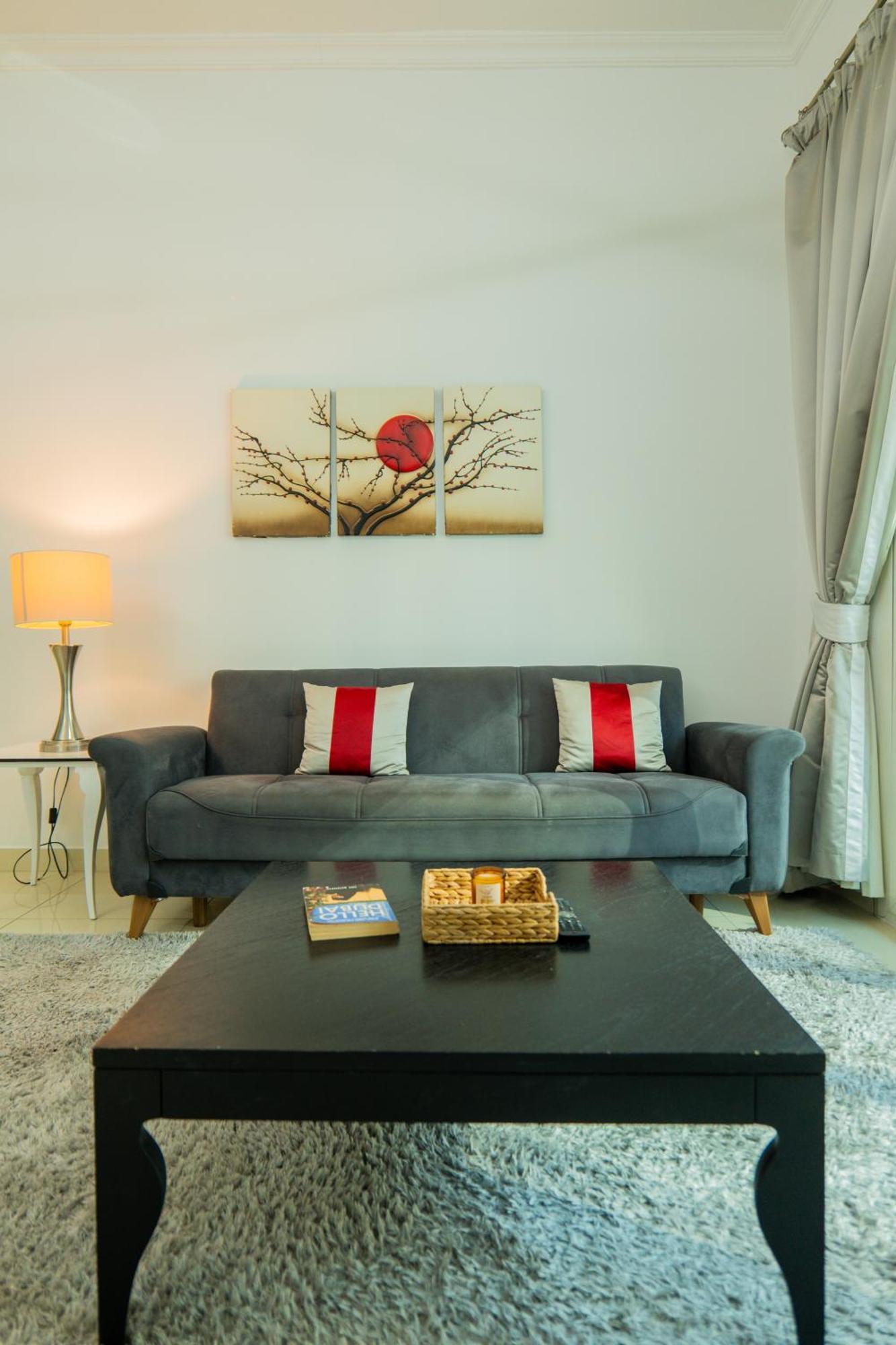 Elegant 1br With Breathtaking View In Marina Dubaï