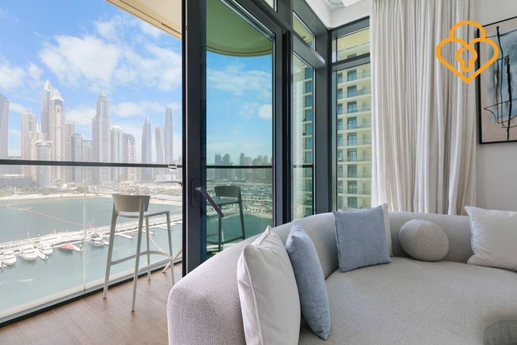 Keysplease Full Seaview 2 Bedroom Private Beach, Emaar Beachfront * Dubaï