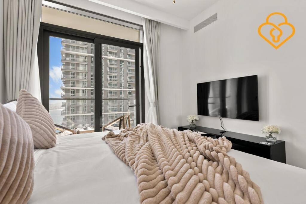 Keysplease Full Seaview 2 Bedroom Private Beach, Emaar Beachfront * Dubaï