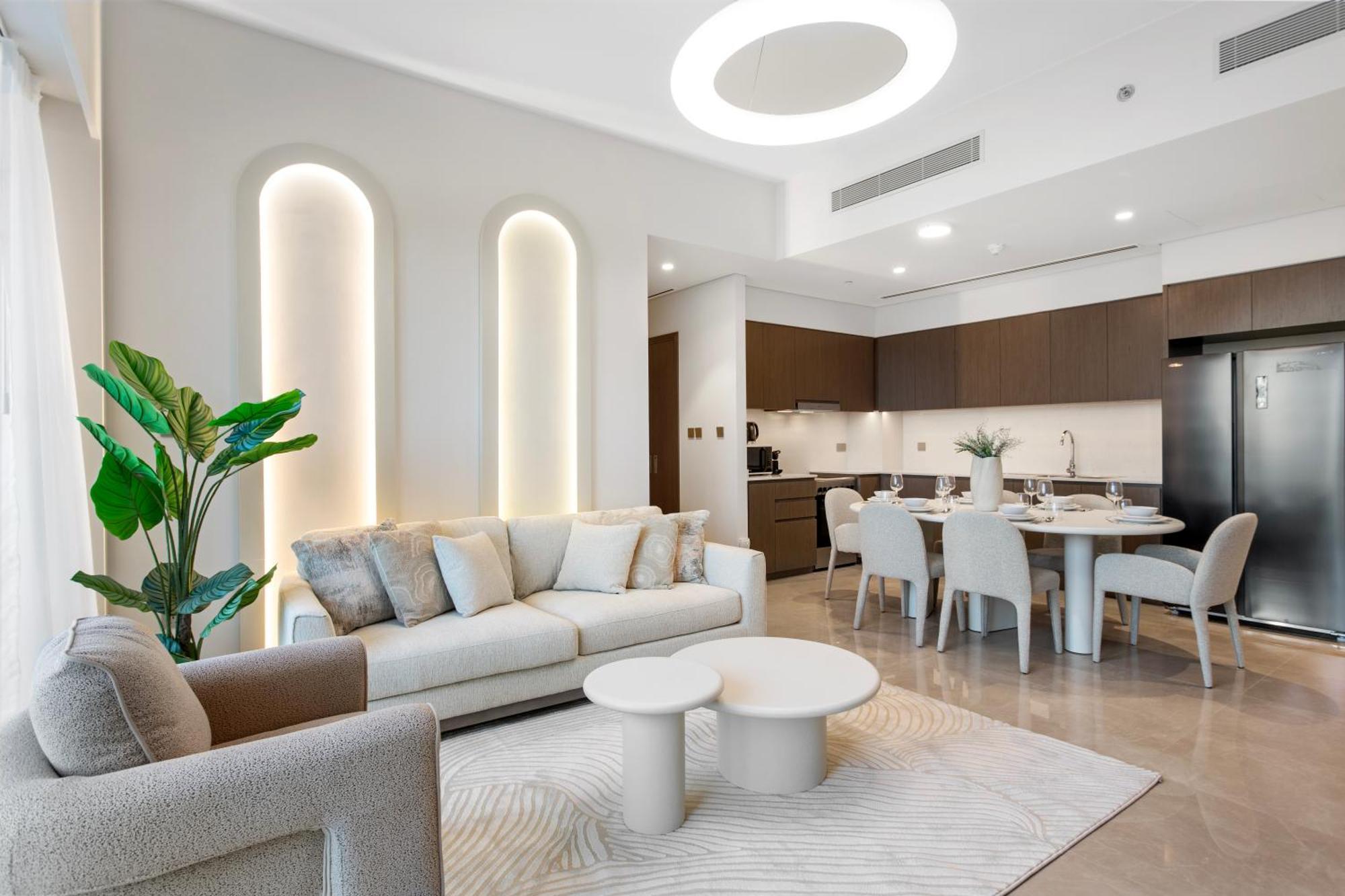 Elegant Retreat With Stunning Burj Khalifa Views