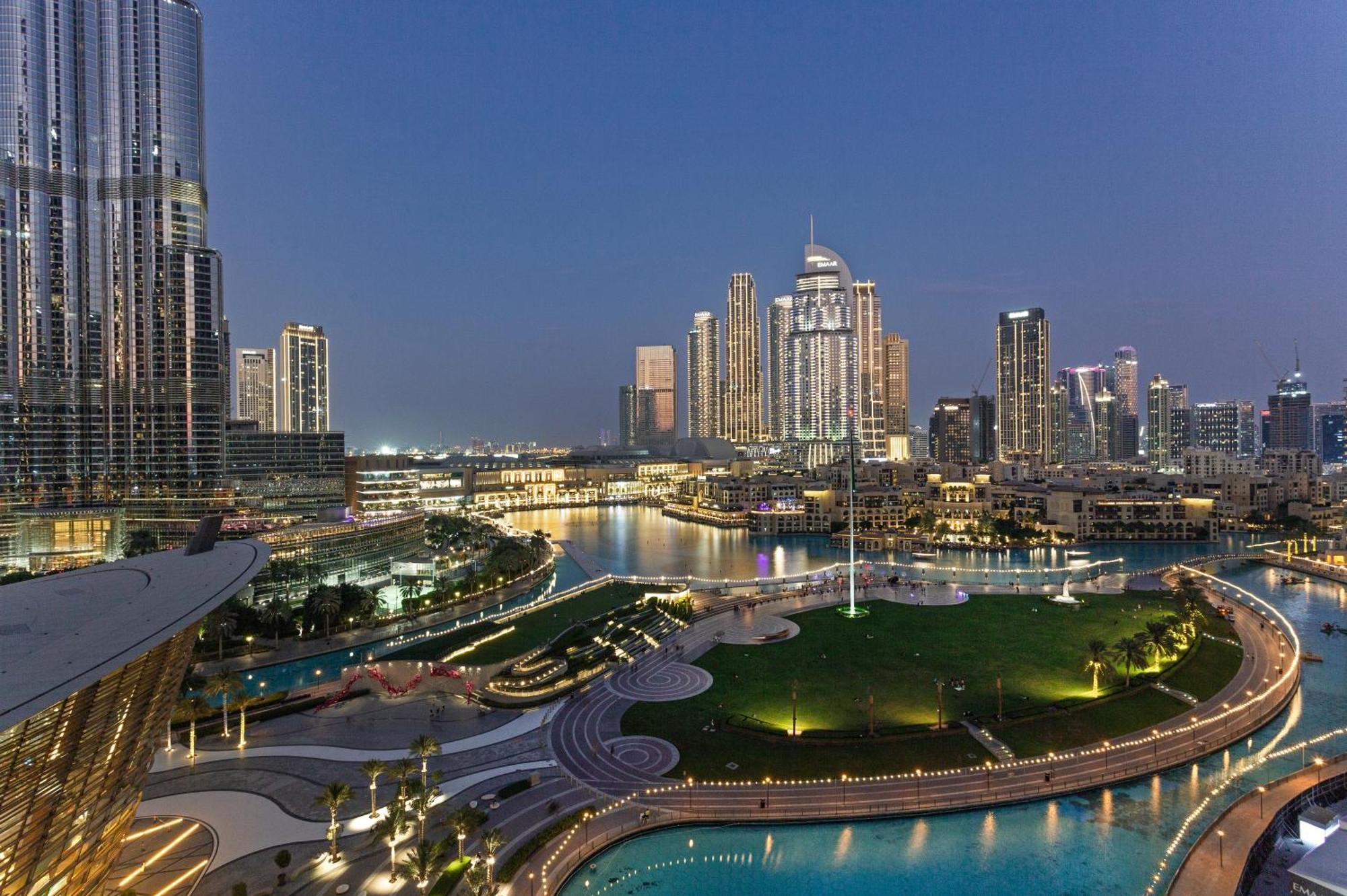 Appartement Elegant Retreat With Stunning Burj Khalifa Views