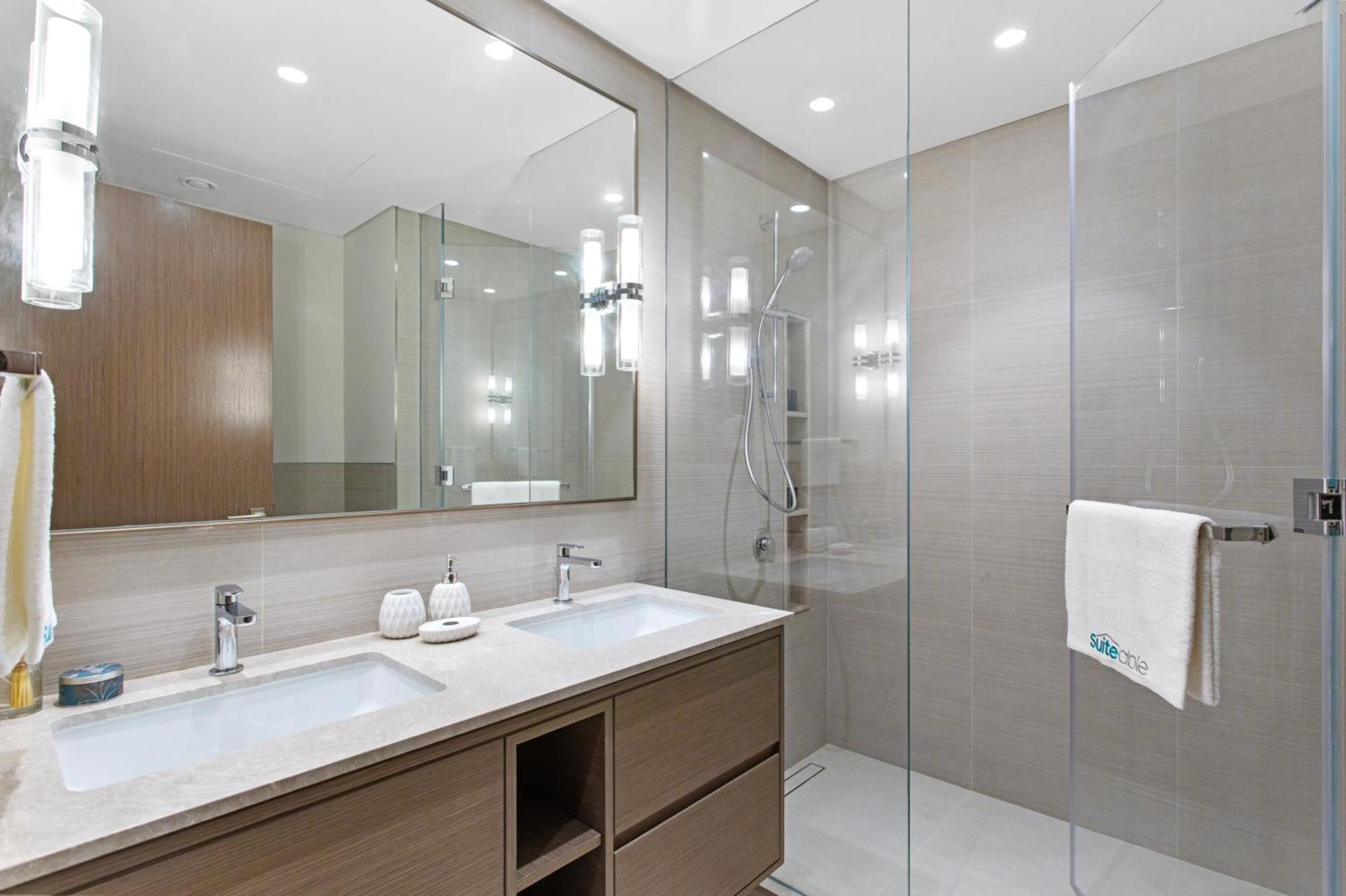 Elegant Retreat With Stunning Burj Khalifa Views Appartement Dubaï