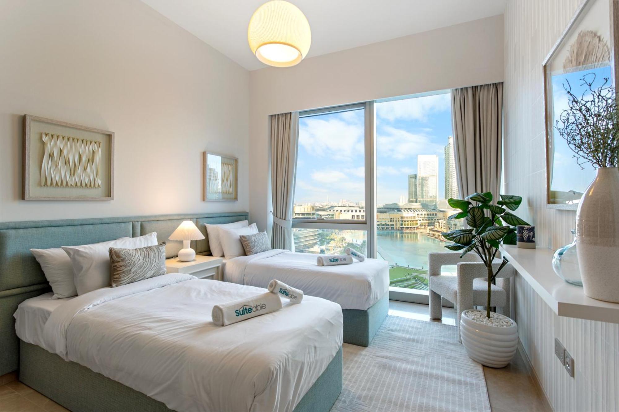 Elegant Retreat With Stunning Burj Khalifa Views * Dubaï