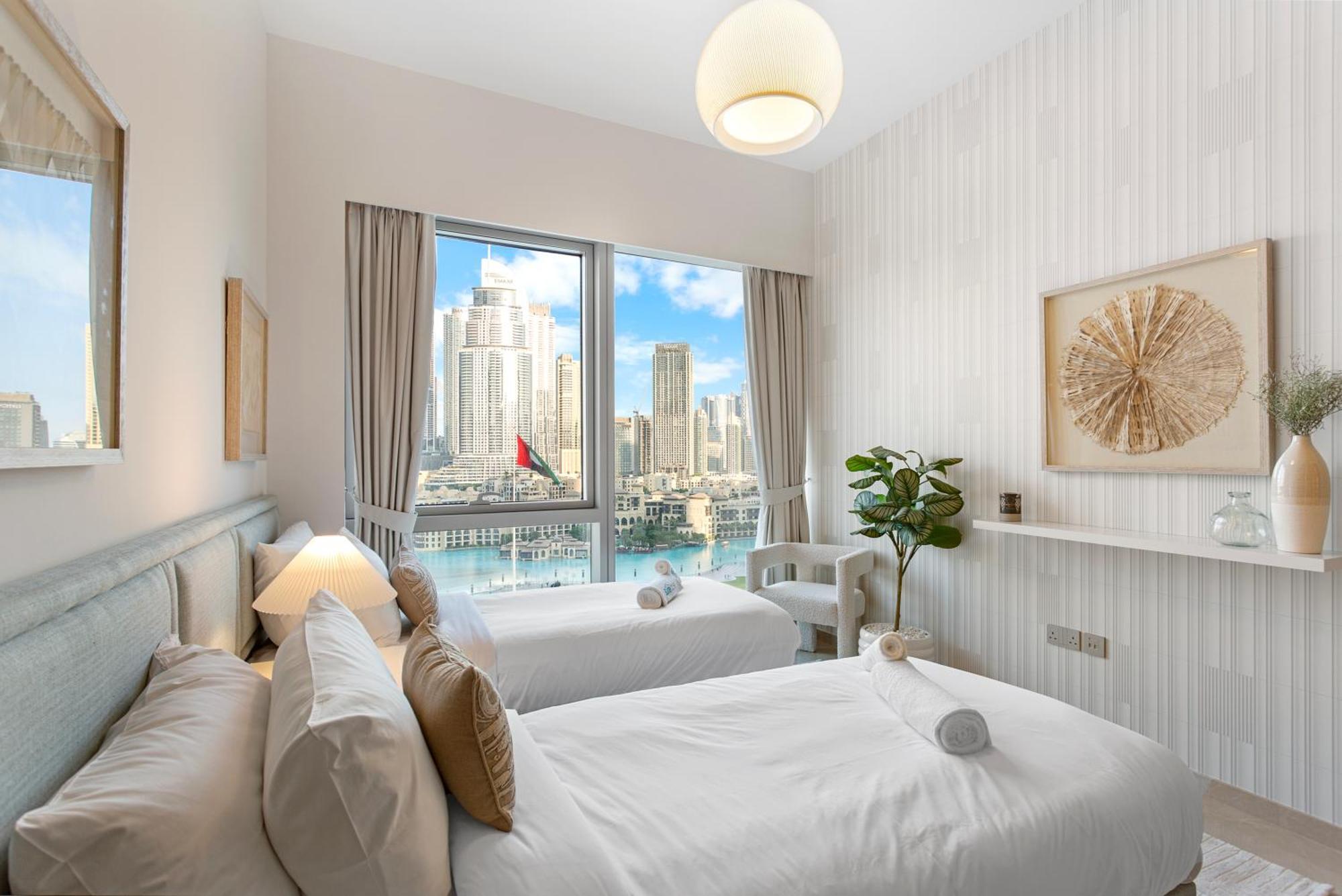 Elegant Retreat With Stunning Burj Khalifa Views