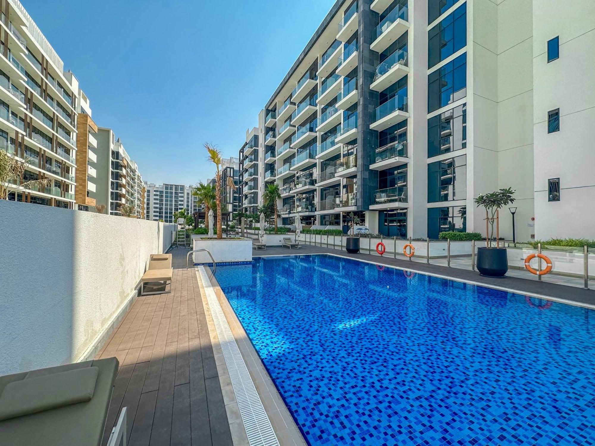 Royalton - Serene In The Heart Of Meydan District *