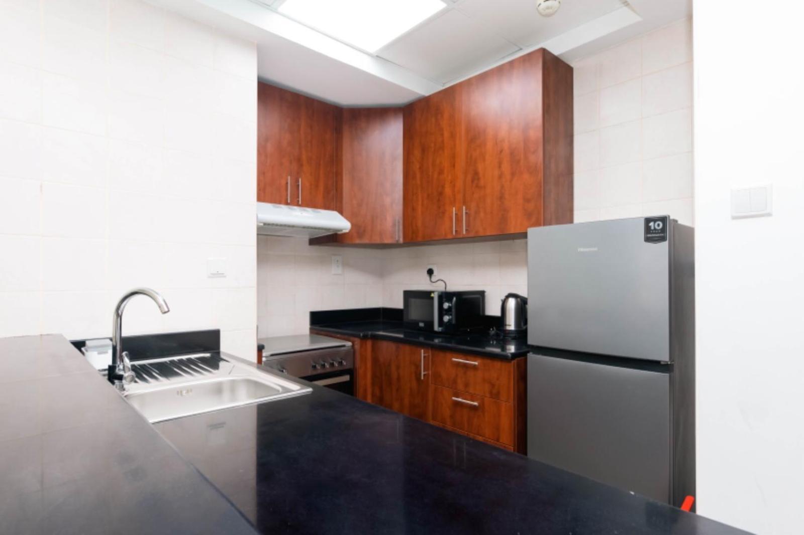 Prime Location Huge One Bedroom Marina *