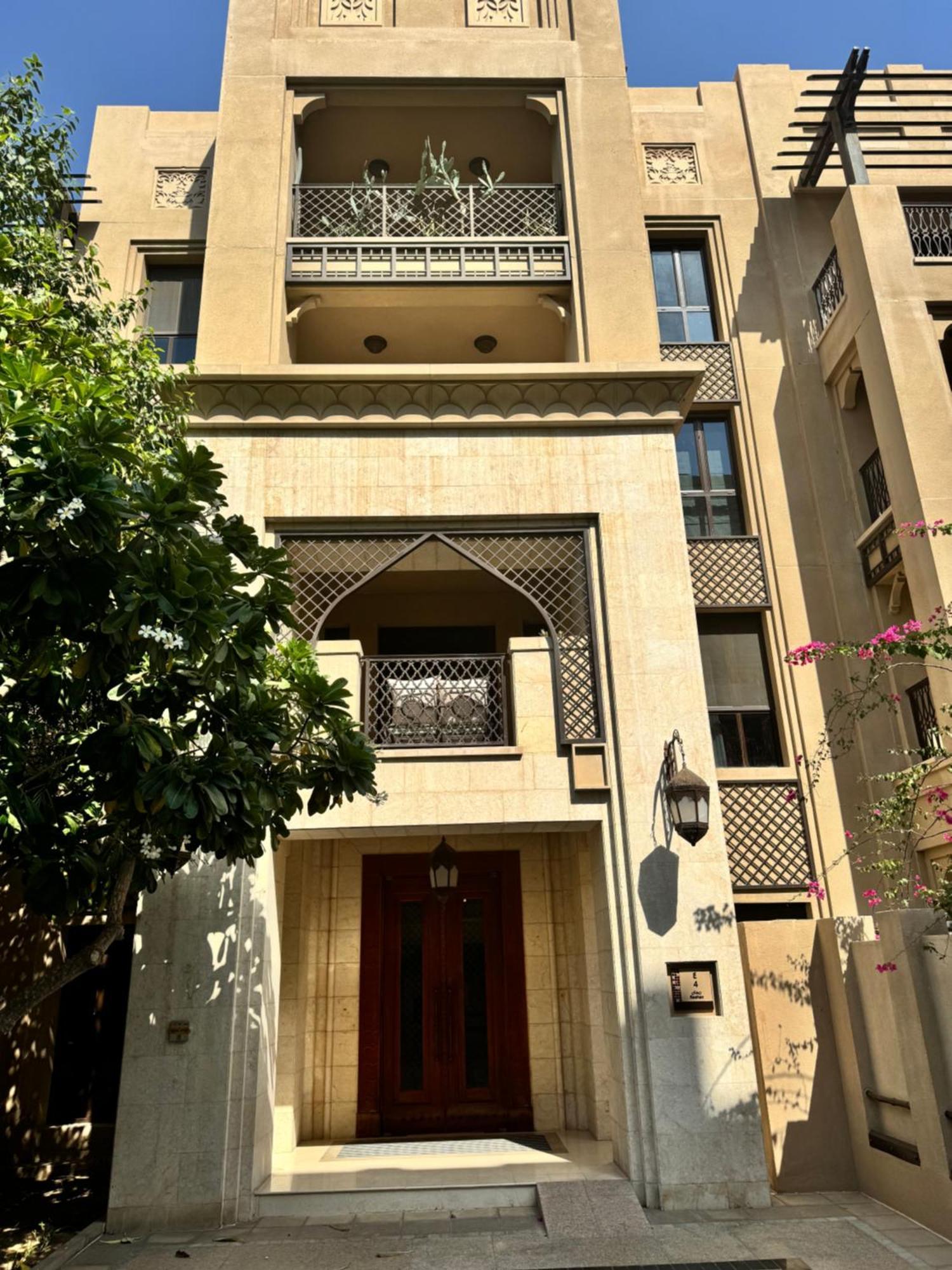 Apartamento Luxurious 1br Aprt Burj Khalifa Area Dubái