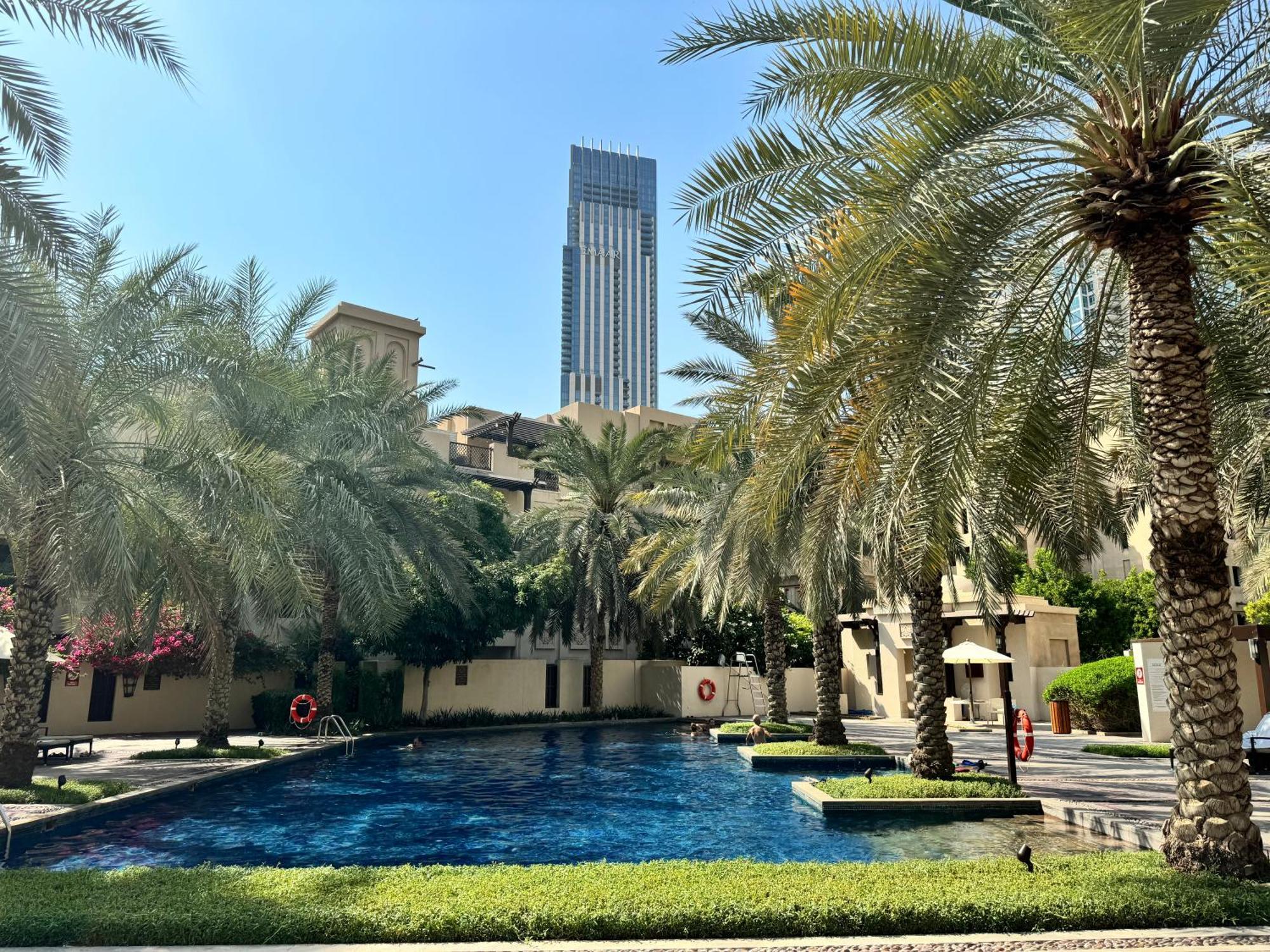 Luxurious 1br Aprt Burj Khalifa Area Apartamento