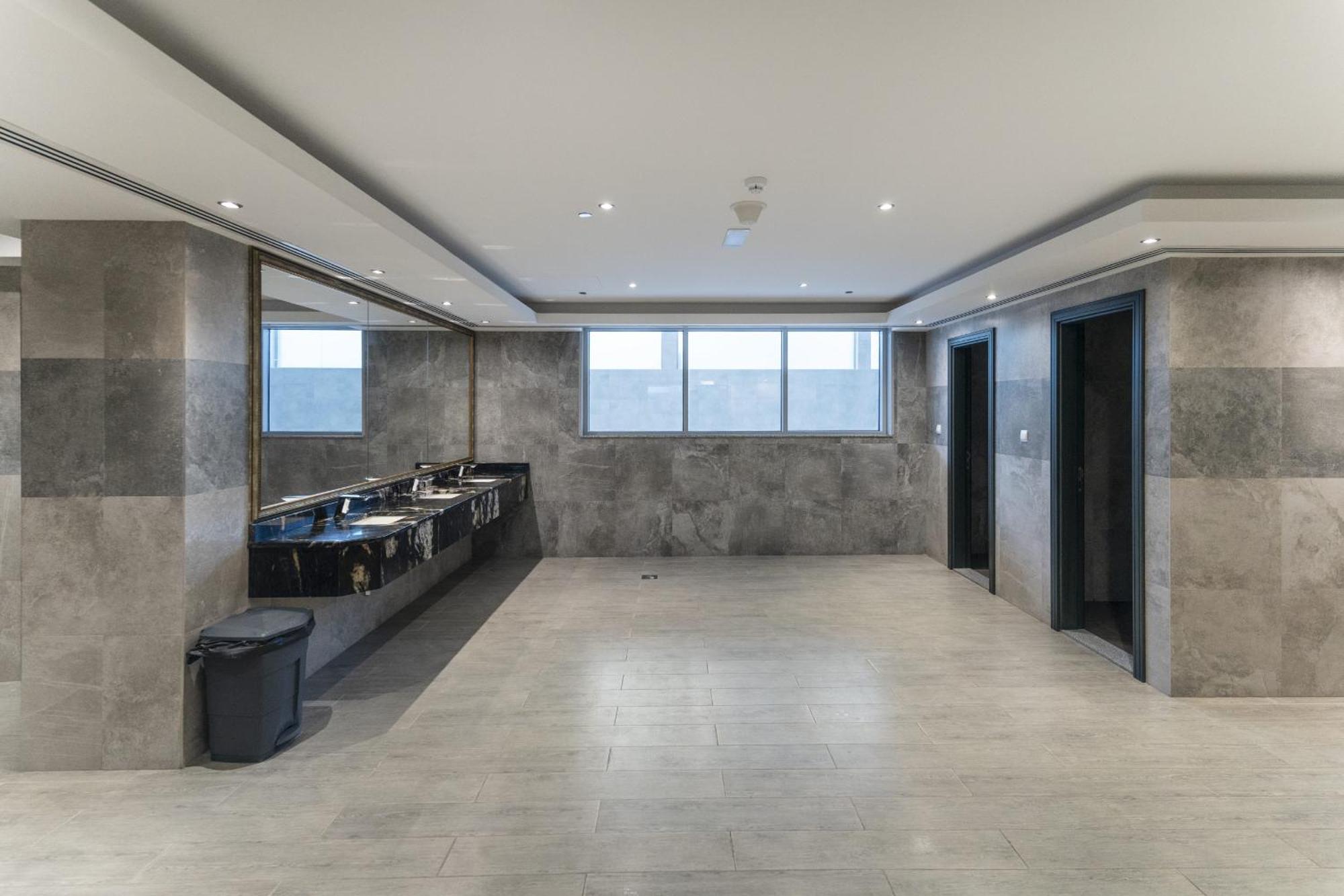 Appartement Featuring Alexa In Elite - Allsopp & Allsopp