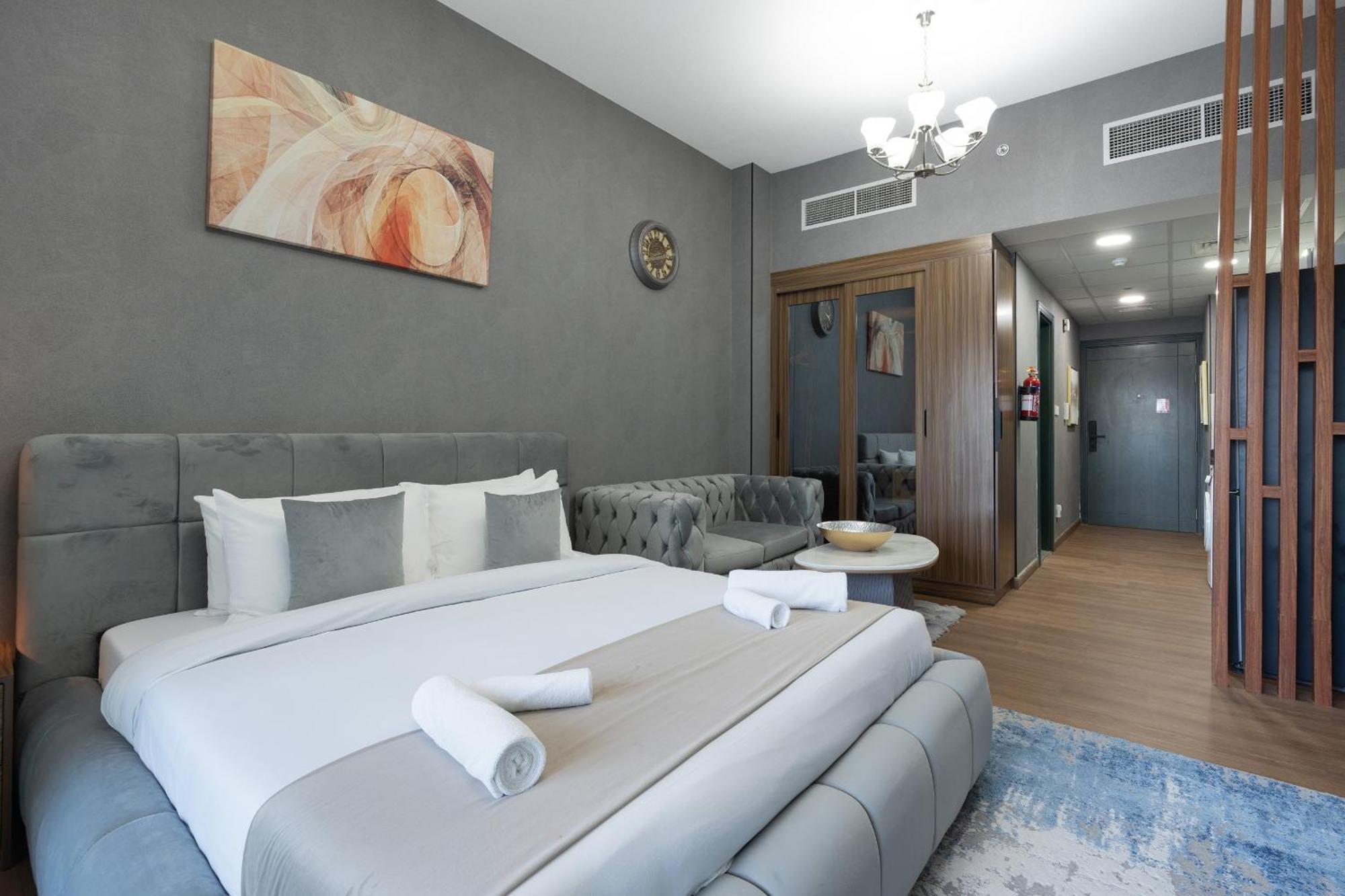 Appartement Featuring Alexa In Elite - Allsopp & Allsopp
