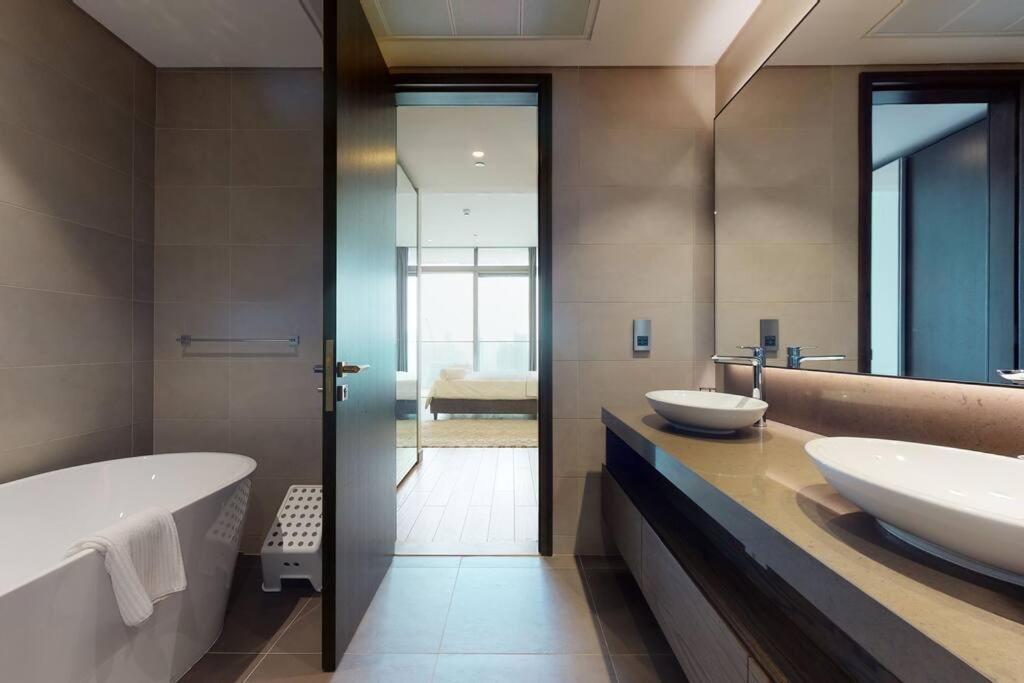 Breathtaking View Luxury One A Kind!