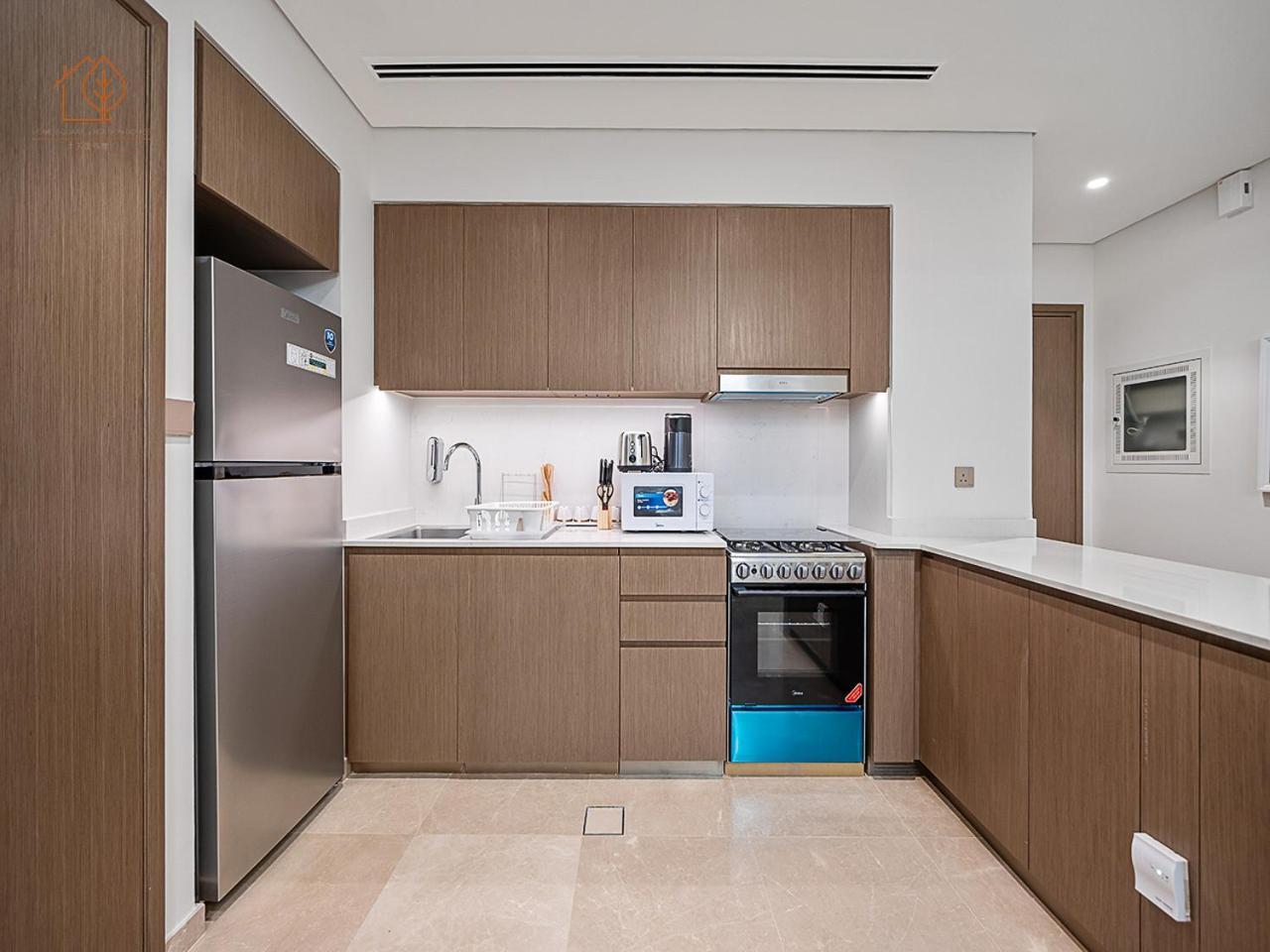 Luxury With Views Near Mall 196gr-1 Lejlighed *