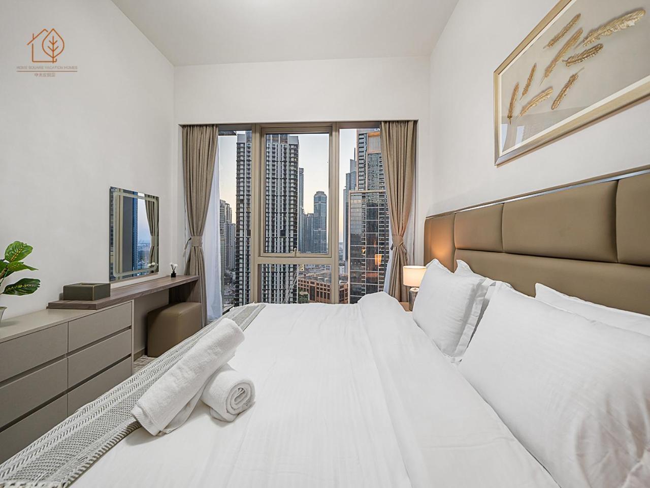 Luxury With Views Near Mall 196gr-1 * Dubai