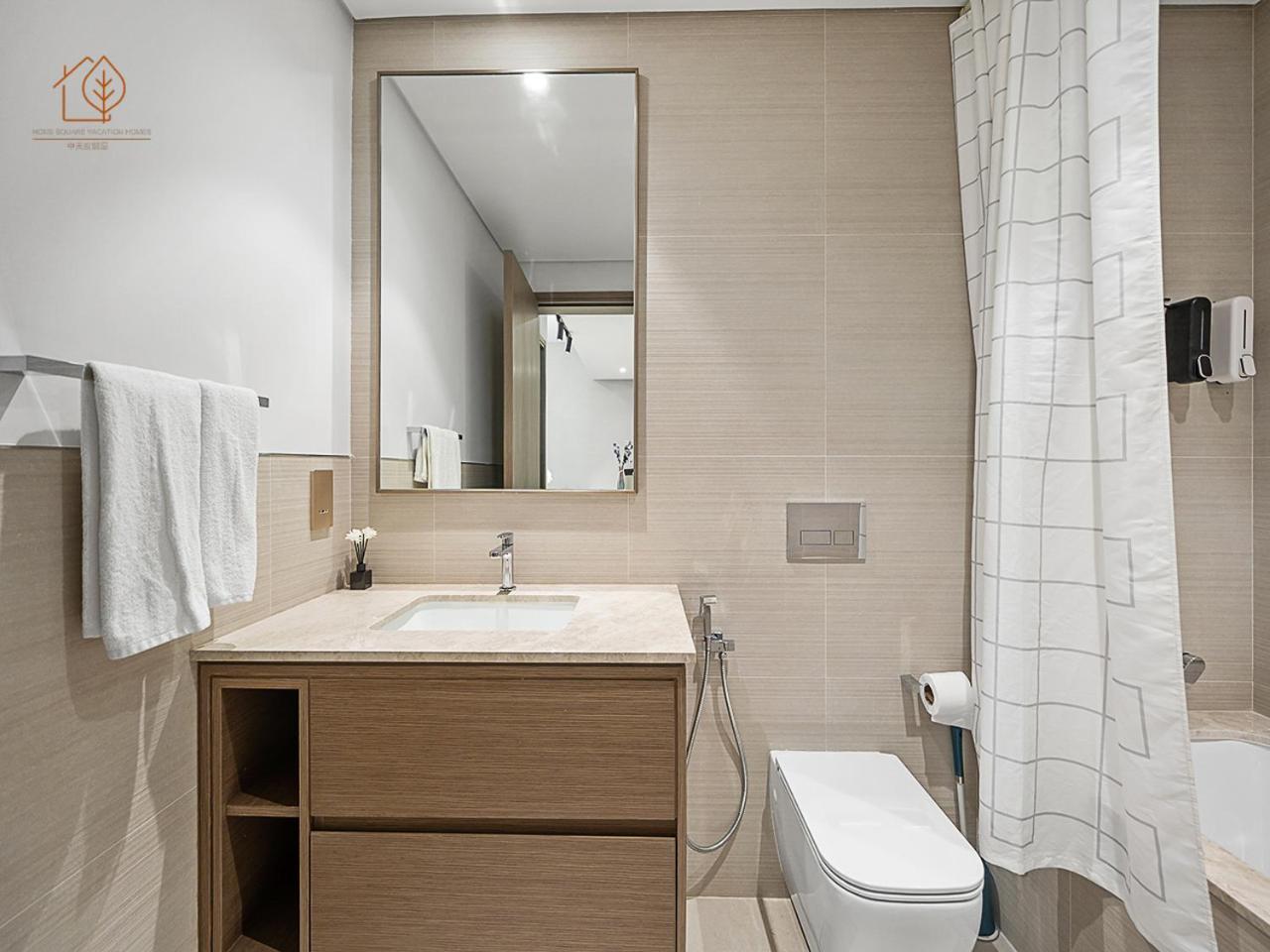 Lejlighed Luxury With Views Near Mall 196gr-1 Dubai