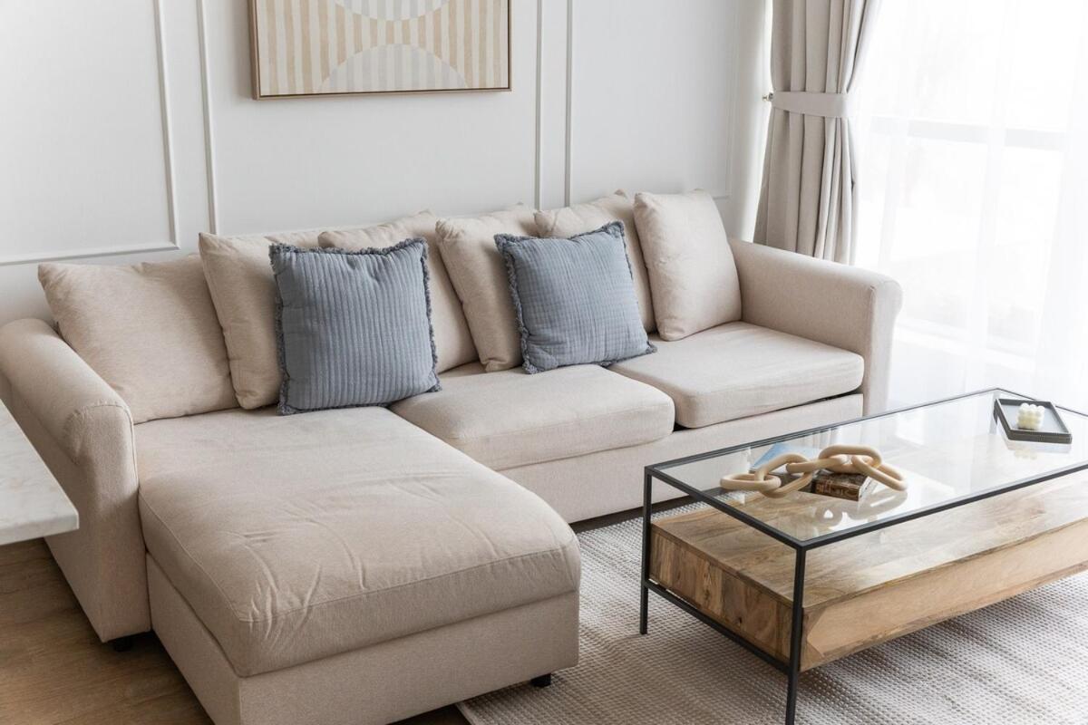 Stylish 1br Urban Living In Marina Dubaï