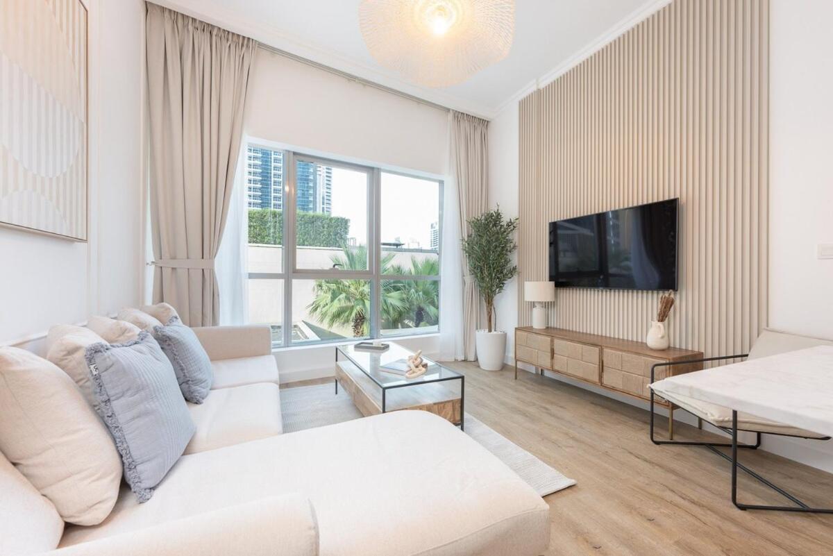 Stylish 1br Urban Living In Marina * Dubaï