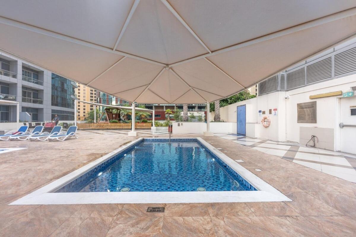 Stylish 1br Urban Living In Marina Appartement Dubaï
