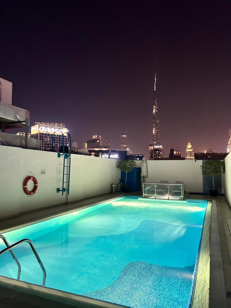 1br In Mayfair Tower Business Bay! Burj Views, Close To Mall * Dubái