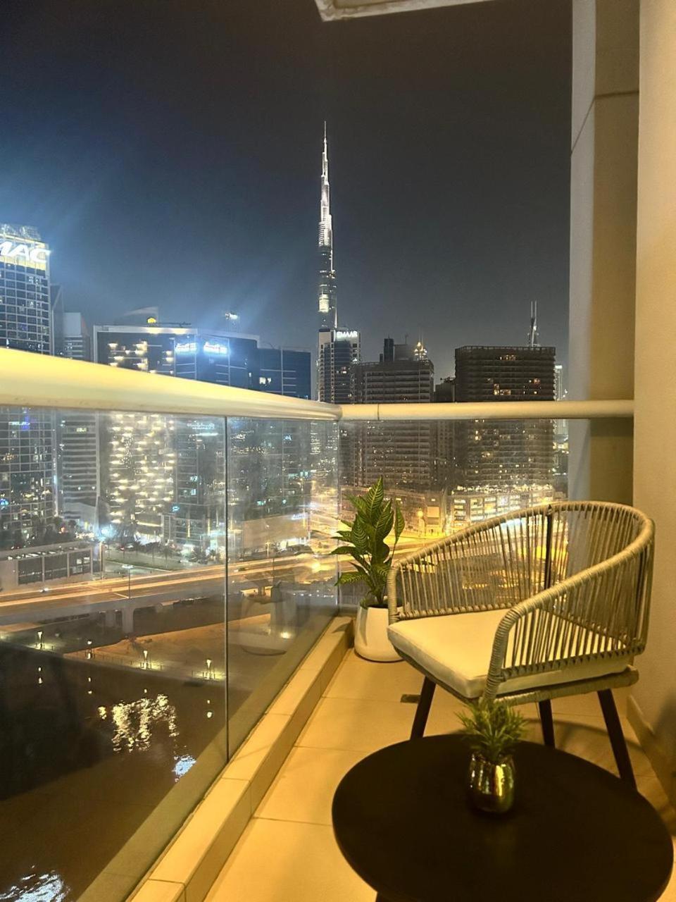 1br In Mayfair Tower Business Bay! Burj Views, Close To Mall Apartamento *