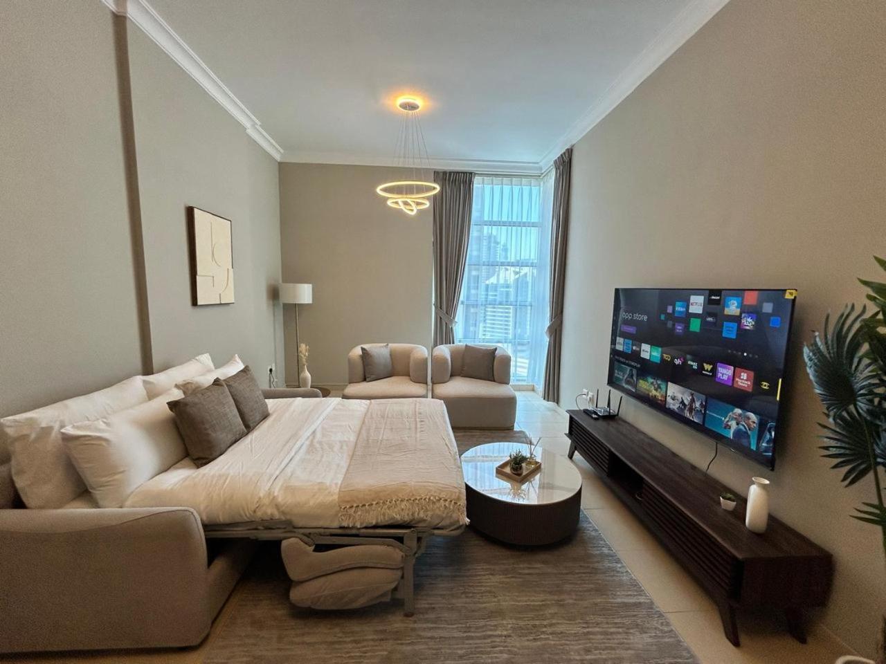 1br In Mayfair Tower Business Bay! Burj Views, Close To Mall Dubái