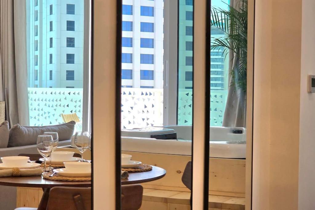 Private 1br Biophilic Retreat With Access & Infinity Pool * Dubaï