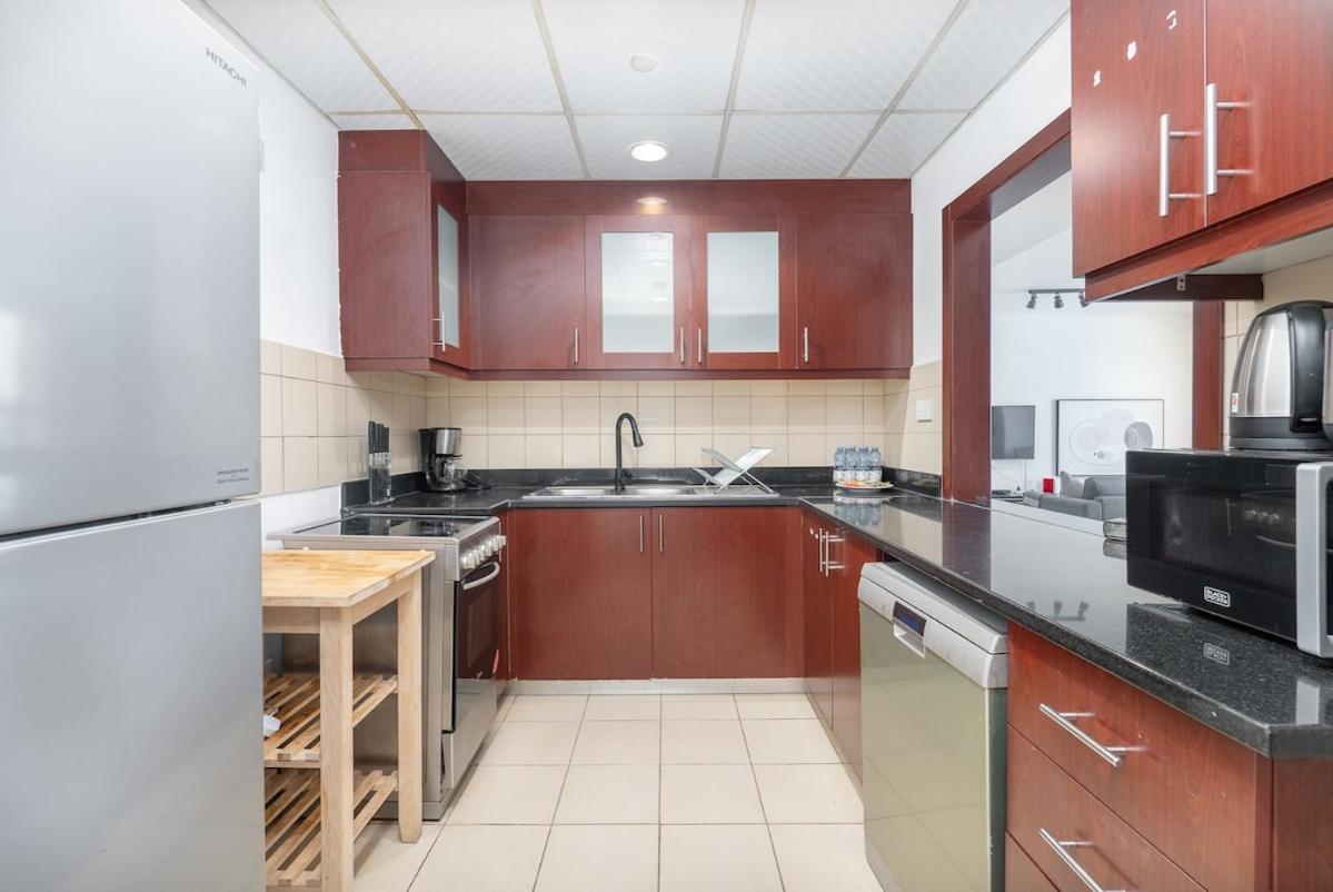 Spacious 4 Bedroom In Jbr Dubai