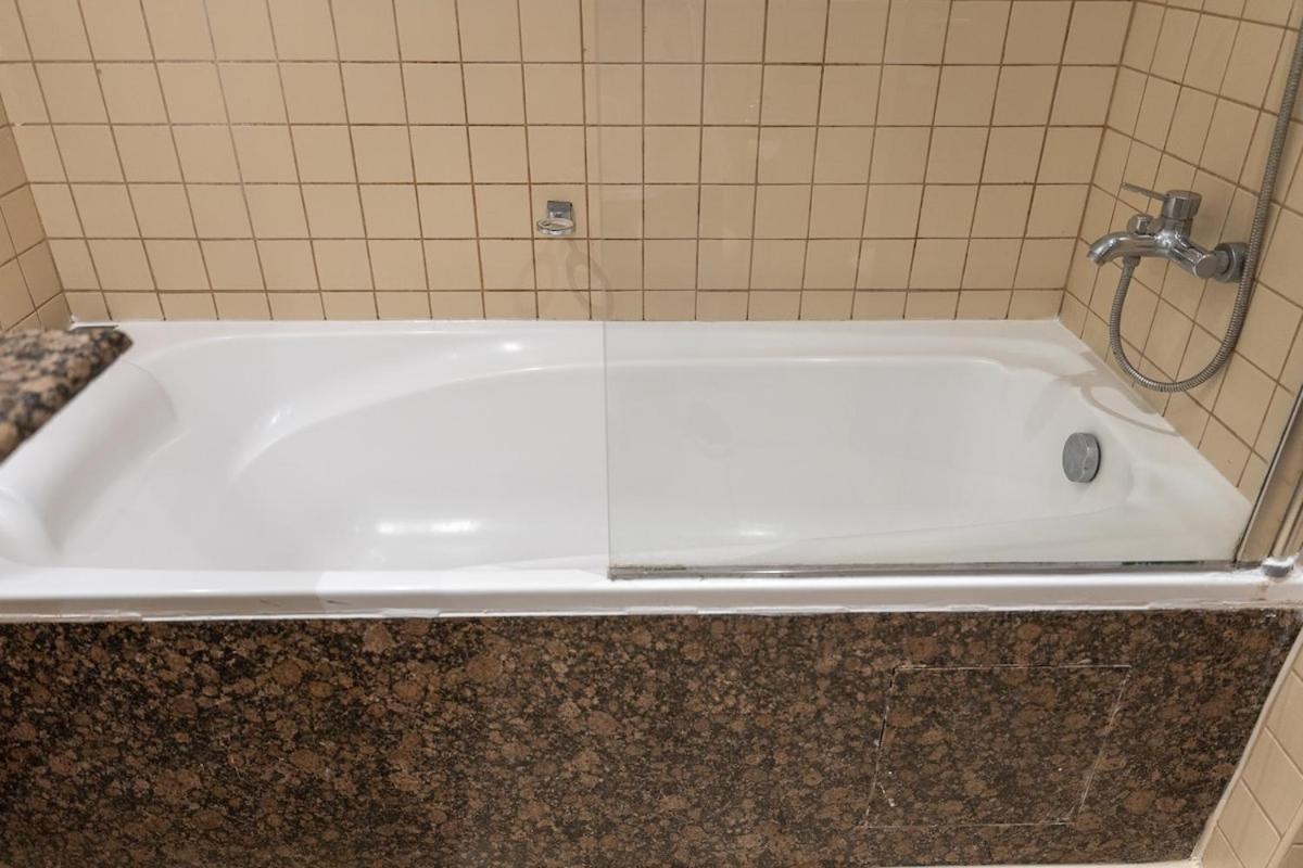Spacious 4 Bedroom In Jbr *