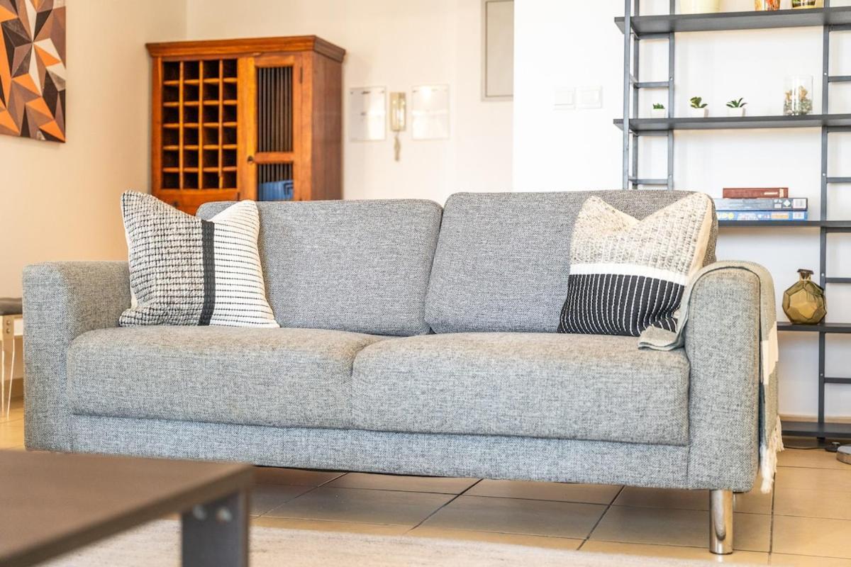 Spacious 4 Bedroom In Jbr * Dubai