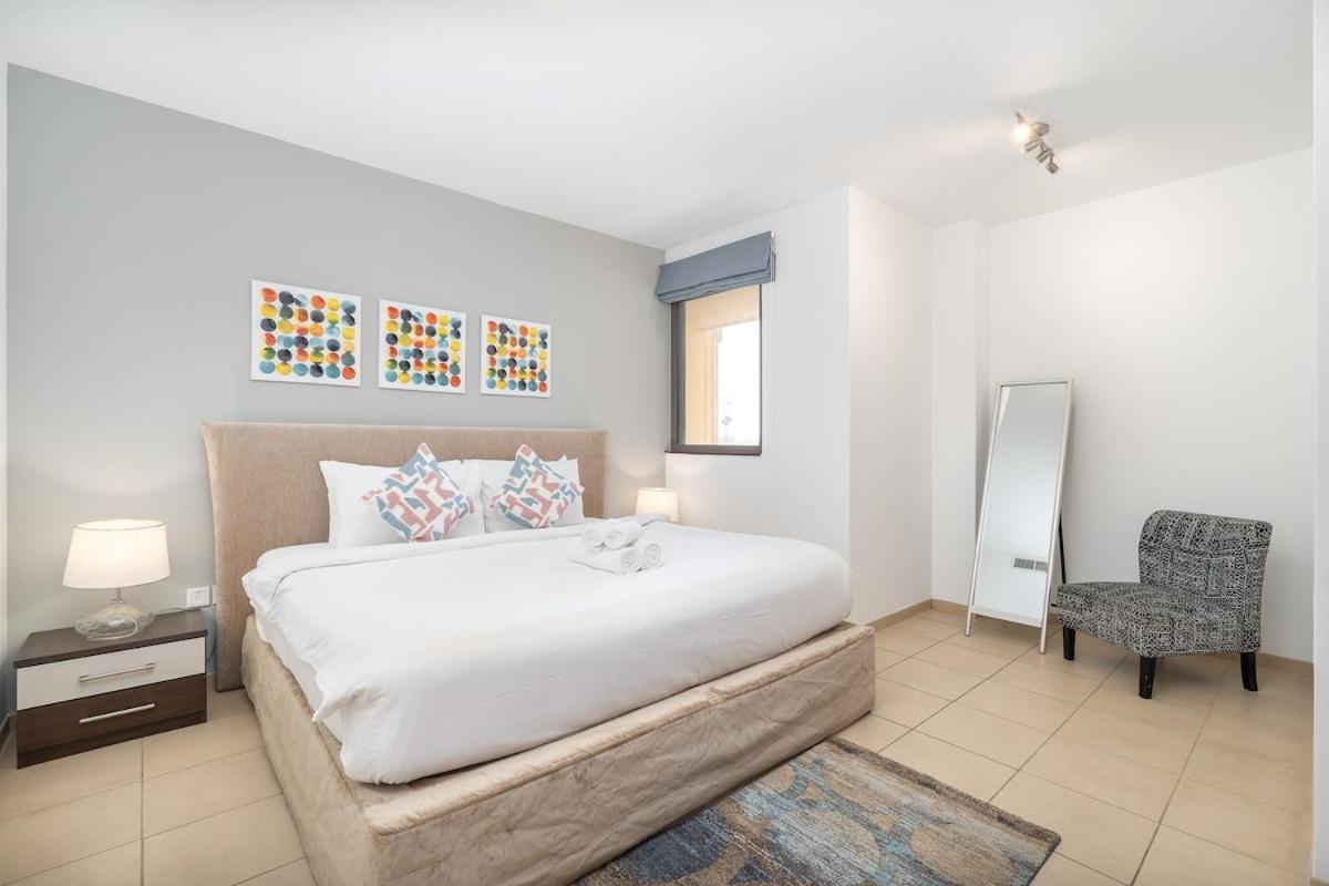 Spacious 4 Bedroom In Jbr Apartamento