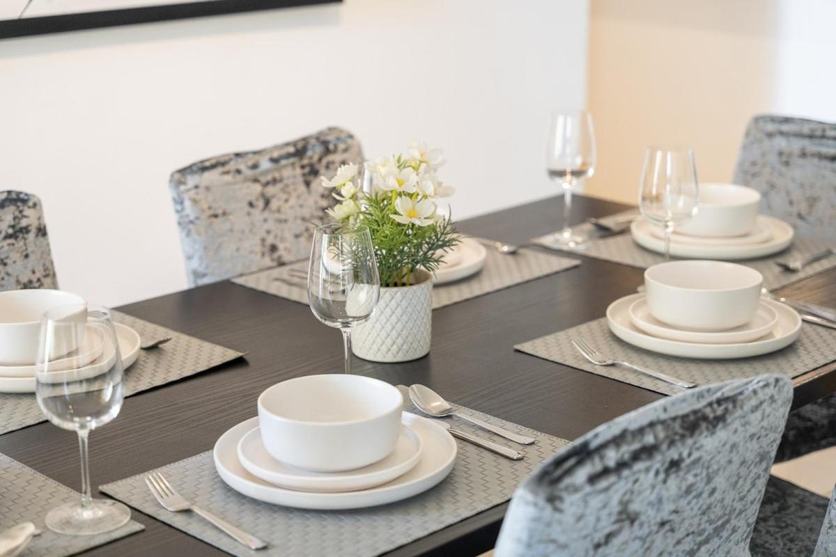 Spacious 4 Bedroom In Jbr Dubai